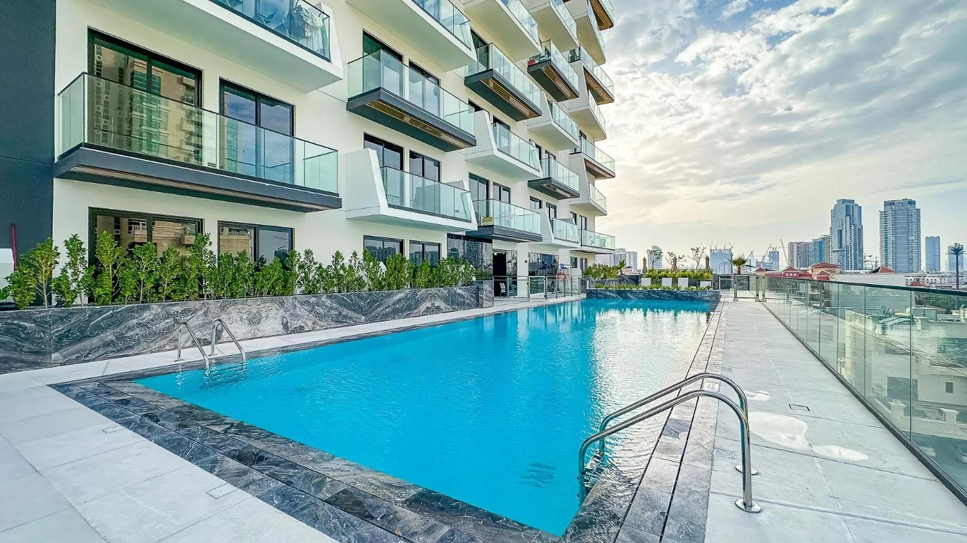 Apartman Vayk - Sleek 1Br City Retreat Dubaj